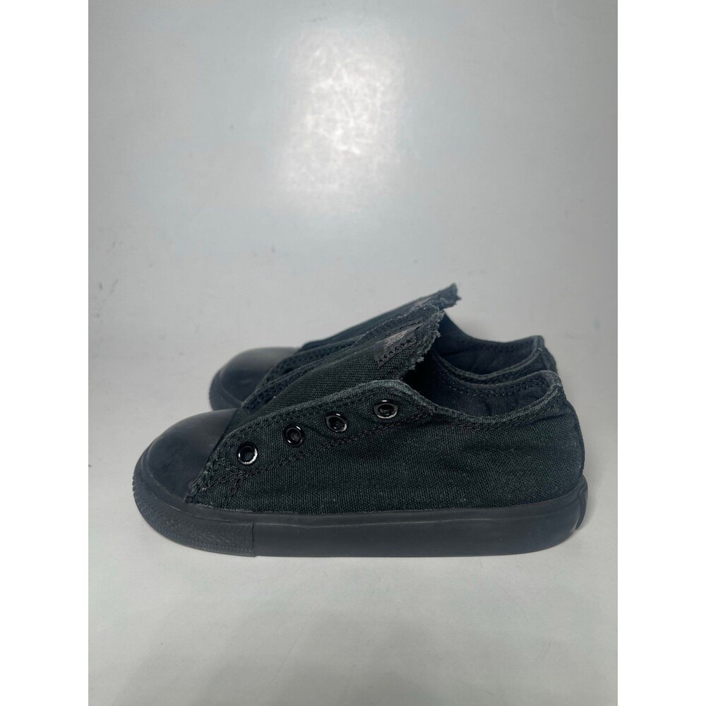 Toddler Black Converse size 9 - Picture 4 of 8